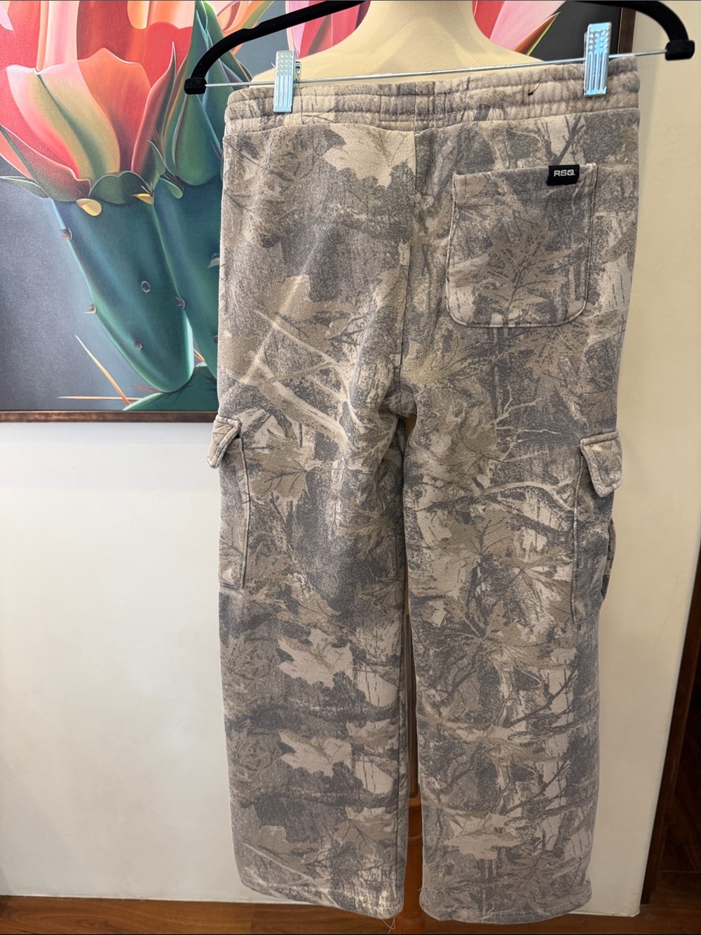 RSQ Boys Camo Baggy Cargo Sweatpants - Picture 3 of 4